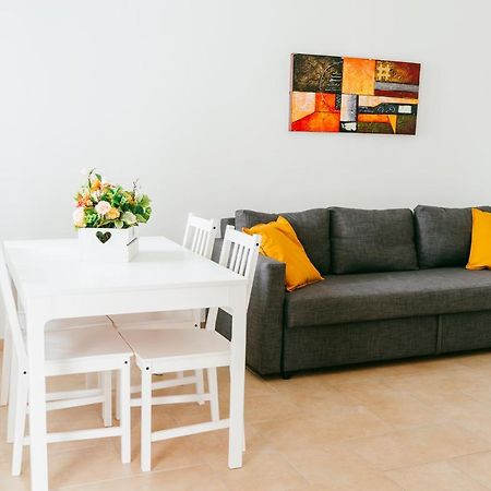 Easysleep Fiumicino Lägenhet Exteriör bild