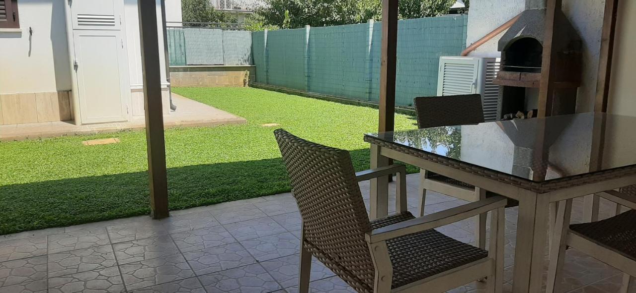 Easysleep Fiumicino Lägenhet Exteriör bild